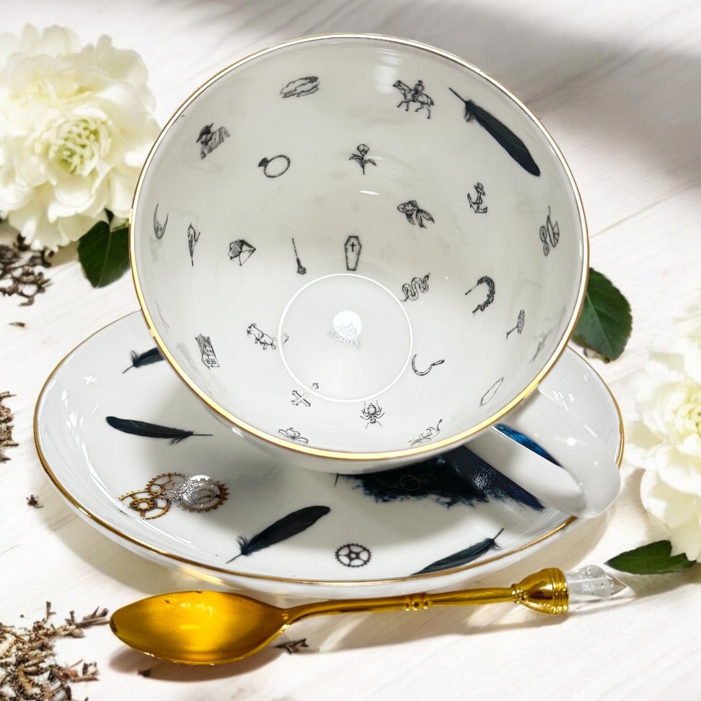 Tea leaf reading, tea reading cup, Crow gothic cup, Divination cup, Witchcraft teacup, raven Tea cup, Tasseomancy tea cup, Lenormand cup, Tea reading kit, Fortune telling cup, Fortune teller cup, Wicca Wiccan, Witchy gift