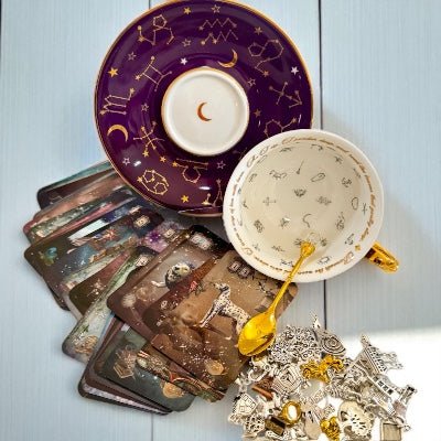 The Psychology of Symbols: Understanding Your Subconscious Messages in Tea Leaves - Tea Leaf Reader