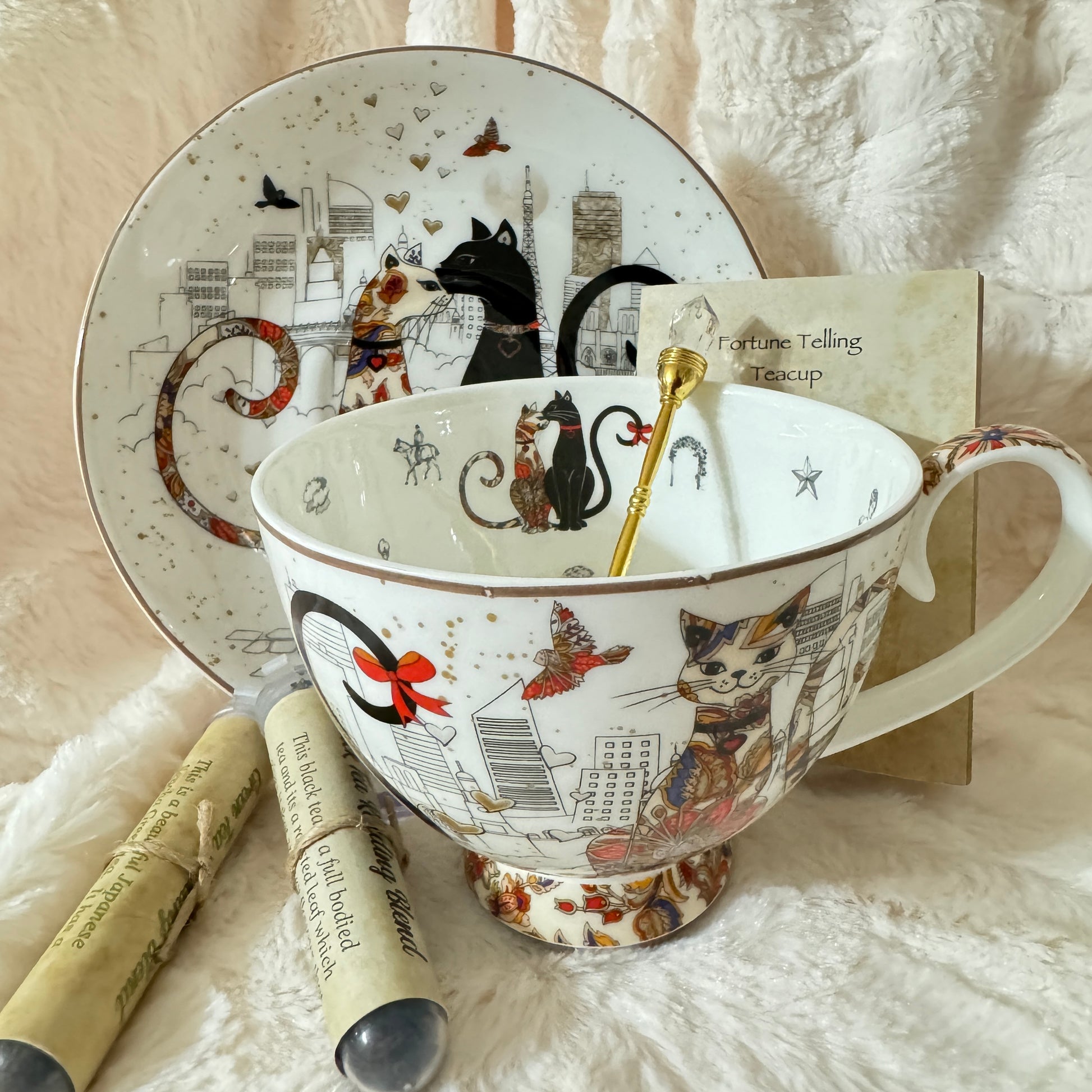 Artistic teacup depicting a cat fortune teller, complete with tarot cards and crystal ball. Full tea leaf reading kit with free course. Perfect gift.