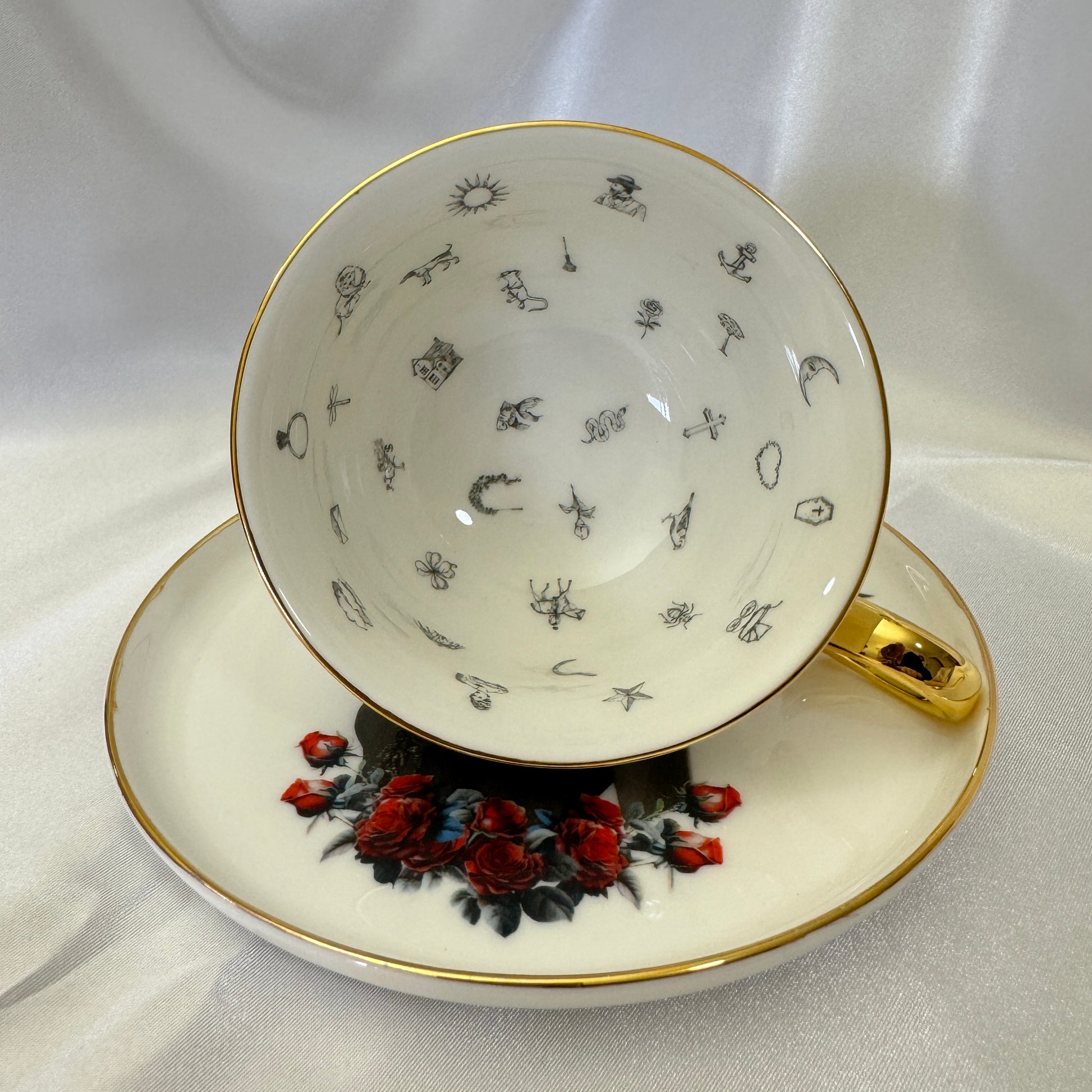 Vintage bat girl cup, bat lady teacup, bat porcelain, bat china, bat teapot, bat plates, bat mug, halloween teacup, halloween china, halloween plates, spooky teacup, goth teacup, bat tea set, Cups, Custom cups, Customized cup, Witchy, Custom cup gift, Witchy Gifts, Divination, Witchy decor, Teacup, Divination tools, Tea cup, Teacups, Tea set