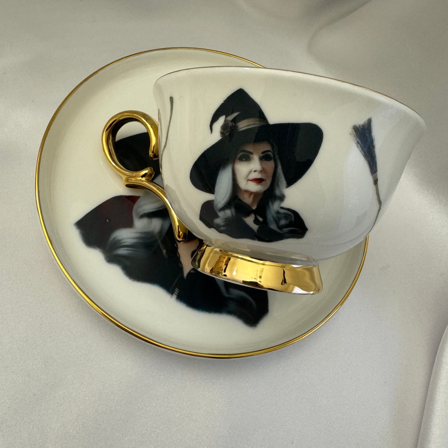 Vintage bat girl cup, bat lady teacup, bat porcelain, bat china, bat teapot, bat plates, bat mug, halloween teacup, halloween china, halloween plates, spooky teacup, goth teacup, bat tea set, Cups, Custom cups, Customized cup, Witchy, Custom cup gift, Witchy Gifts, Divination, Witchy decor, Teacup, Divination tools, Tea cup, Teacups, Tea set