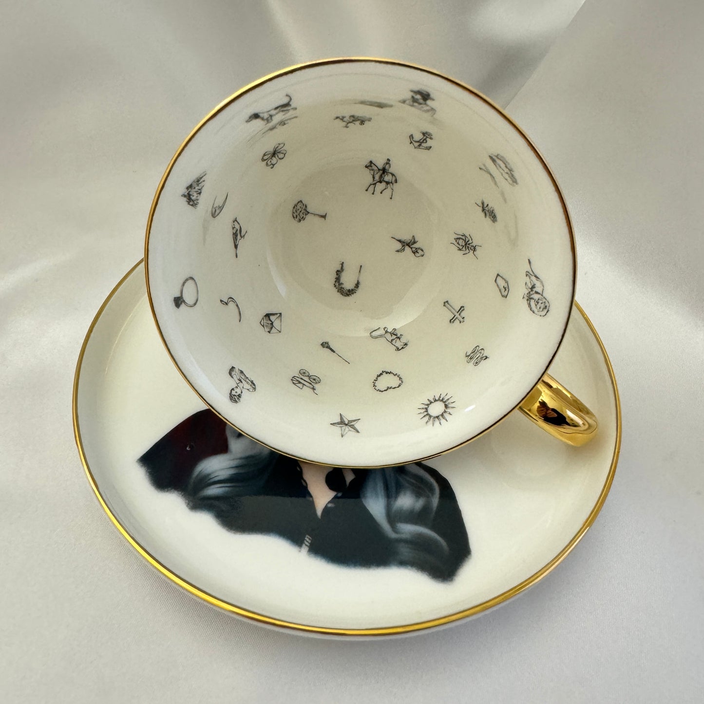 Vintage bat girl cup, bat lady teacup, bat porcelain, bat china, bat teapot, bat plates, bat mug, halloween teacup, halloween china, halloween plates, spooky teacup, goth teacup, bat tea set, Cups, Custom cups, Customized cup, Witchy, Custom cup gift, Witchy Gifts, Divination, Witchy decor, Teacup, Divination tools, Tea cup, Teacups, Tea set