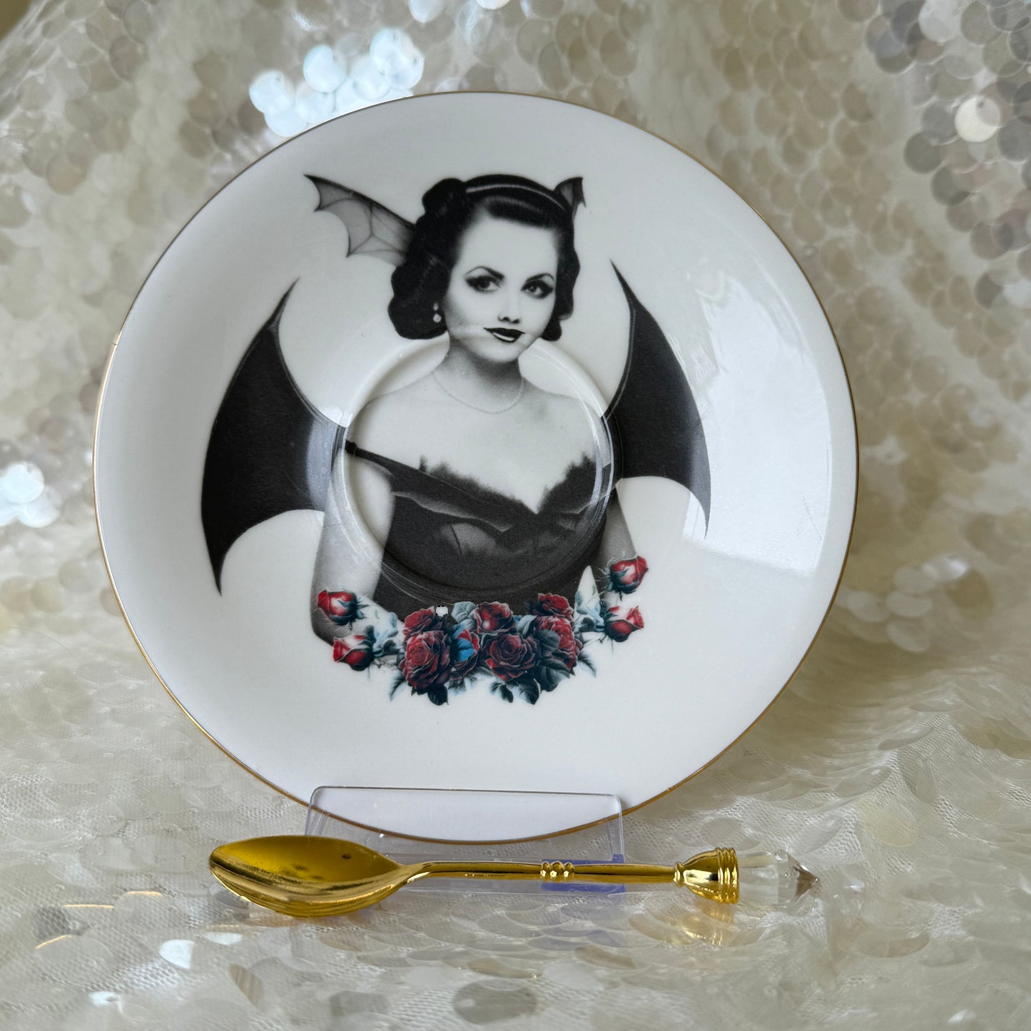 Bat Lady 6 Teacup and saucer set. Learn tea leaf reading the easy way. FREE online course. Halloween Teacup.