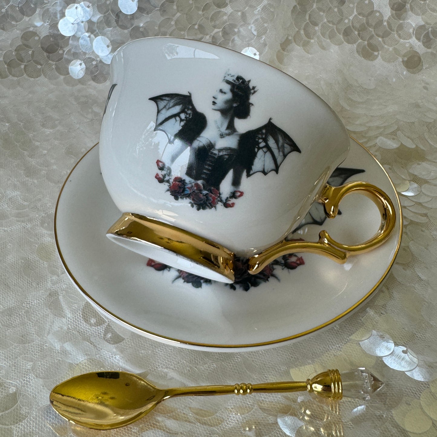 Bat Lady 1 Teacup and saucer set. Learn tea leaf reading the easy way. FREE online course. Halloween Teacup.