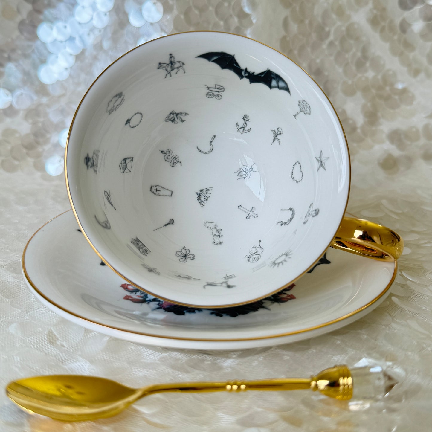 Bat Lady 1 Teacup and saucer set. Learn tea leaf reading the easy way. FREE online course. Halloween Teacup.