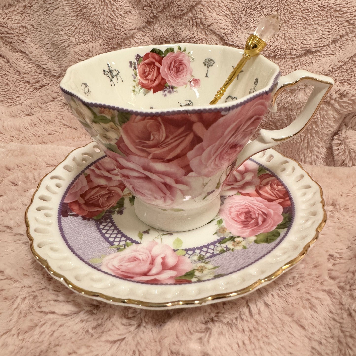 Pink Roses tea leaf reading teacup set. Fortune teller tea set. Tea Leaf Reading. Tarot Alternative.