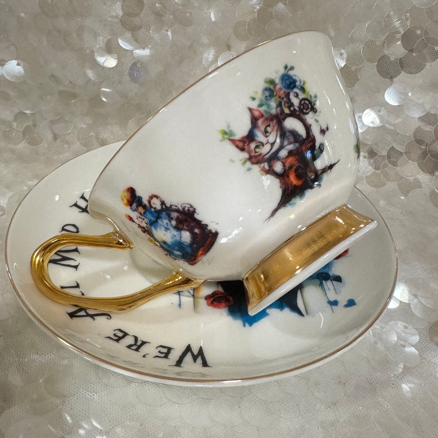 Alice in Wonderland Tea cup and saucer set. Punk style 3 Alice. Learn tea leaf reading the easy way. FREE online course.