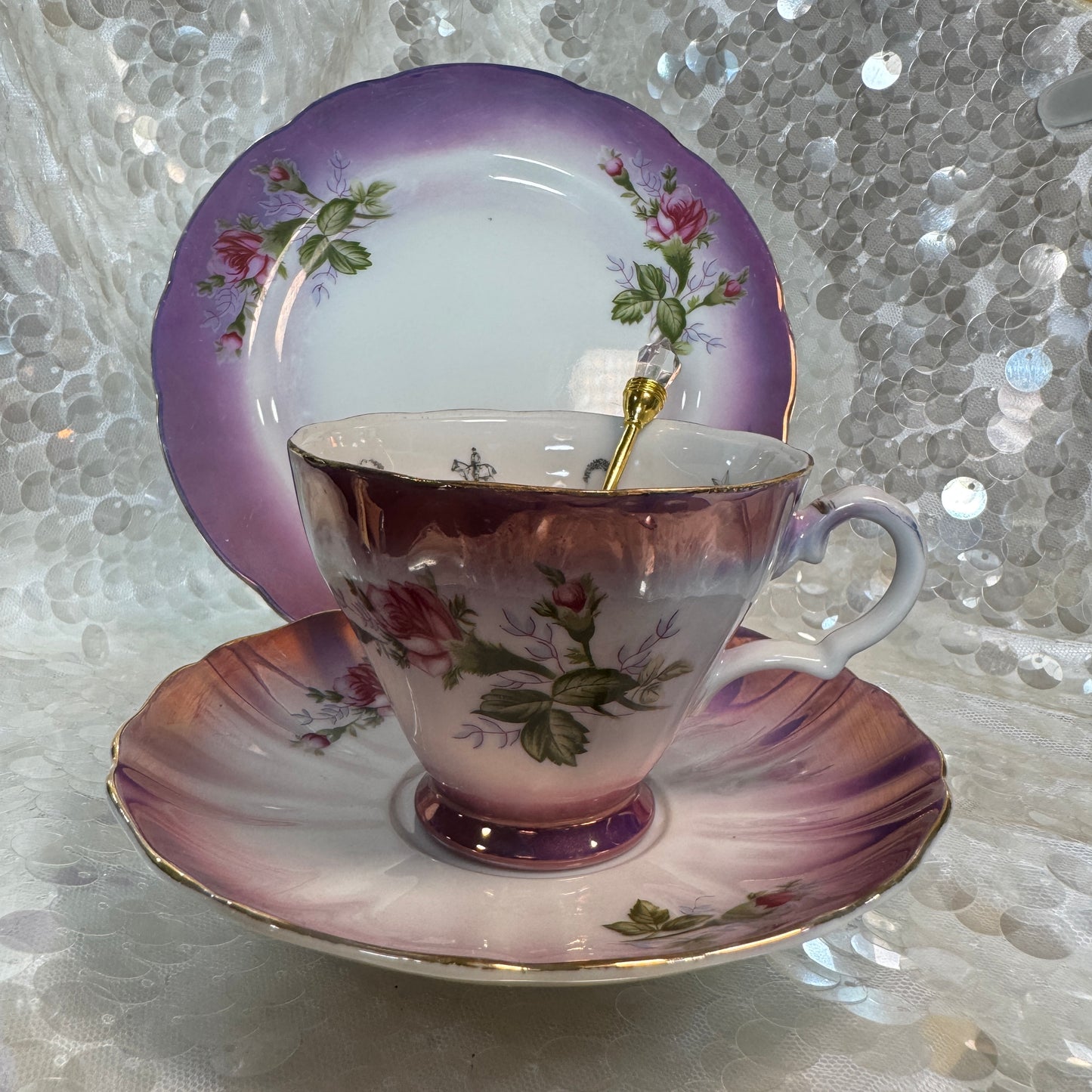 Vintage Roses tea cup and saucer set. Teacup trio set. FREE online course learn to read fortune teller tea cups.