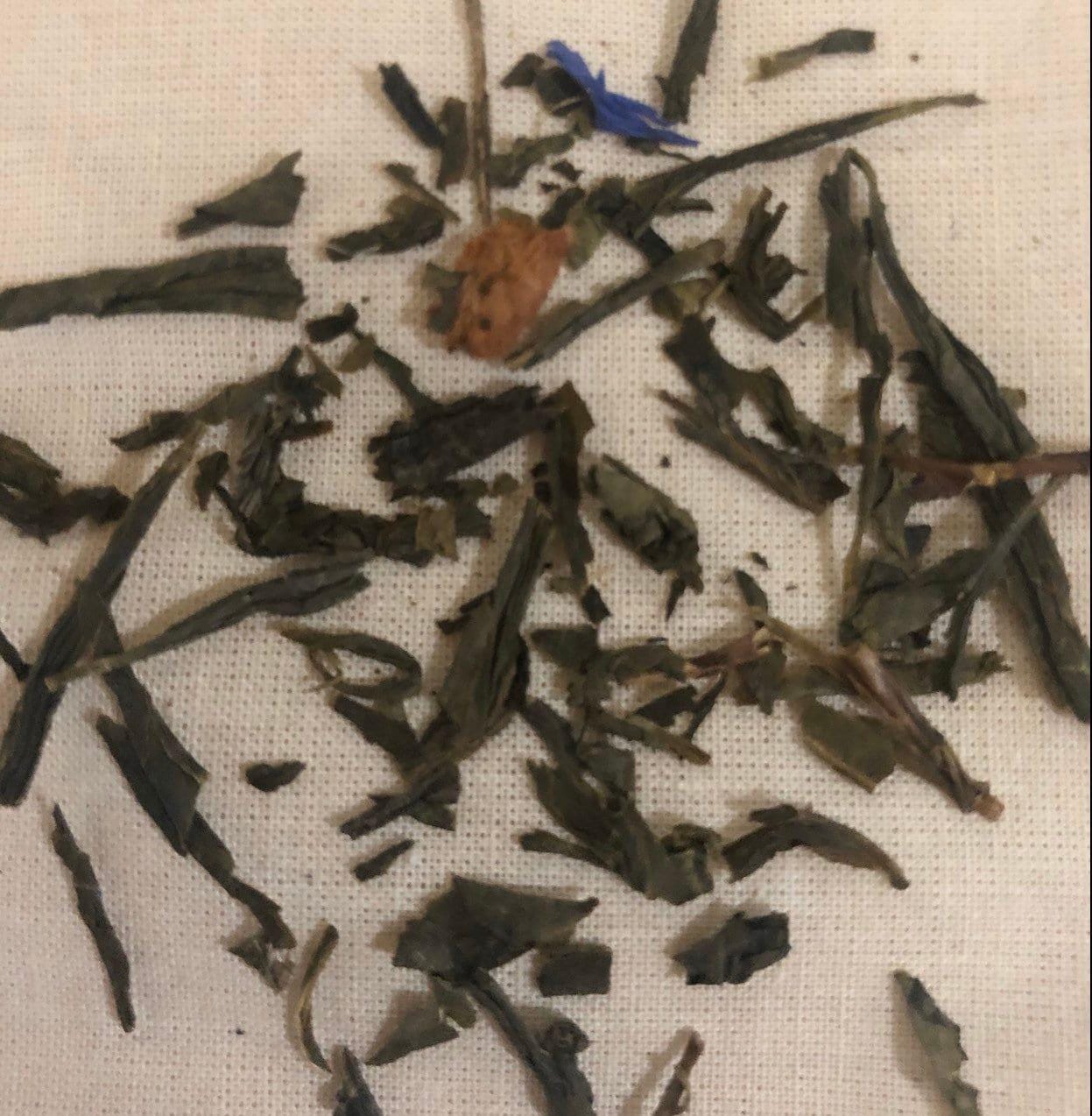 karin’s own green tea leaf reading blend. This is a lovely soft flavour of strawberries and cream.  It’s a Japanese Sencha Tea.