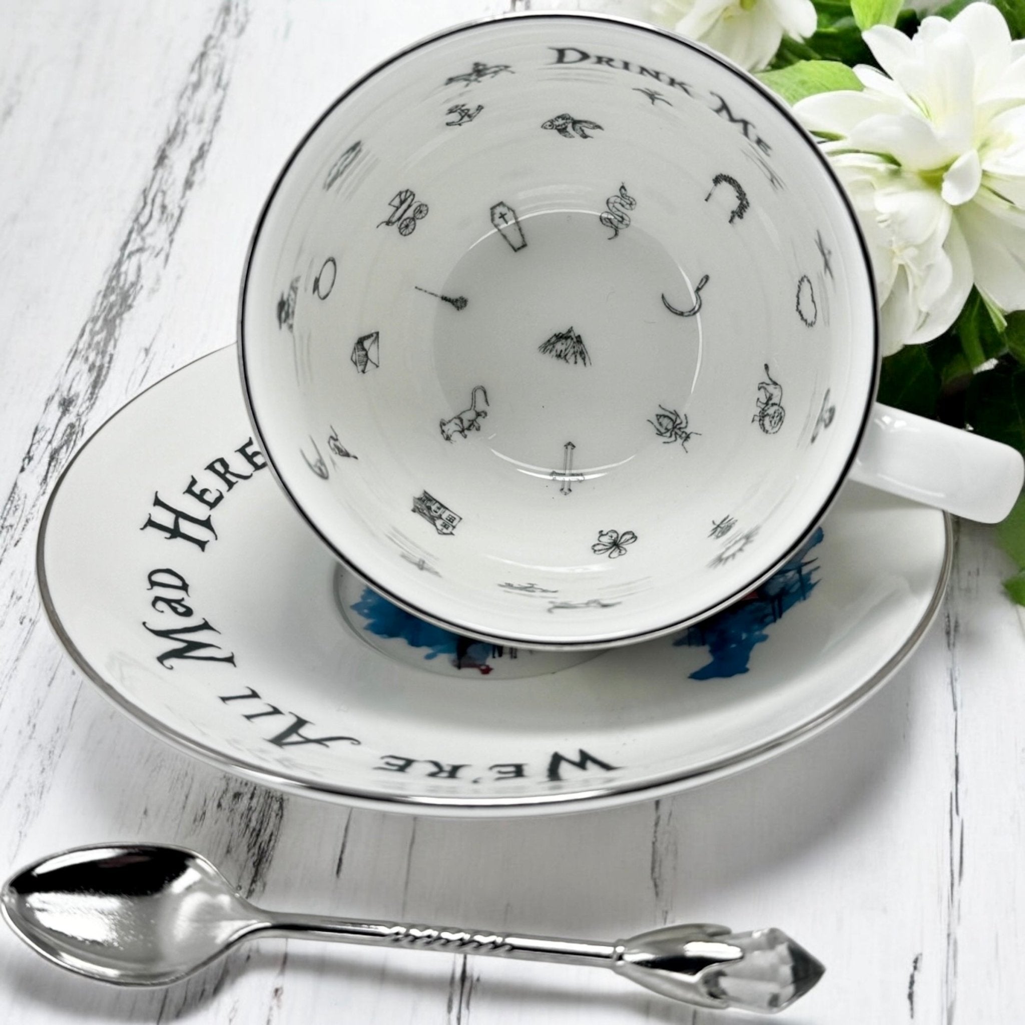 Alice in Wonderland  for Fortune telling tea cup.