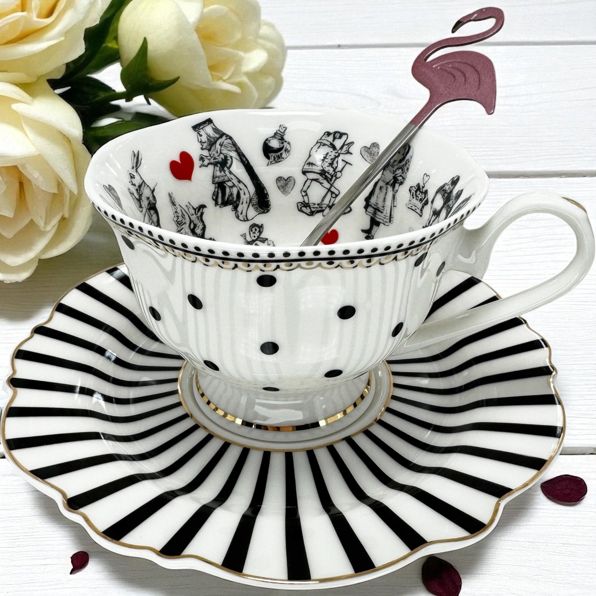 Alice in Wonderland Spots and stripes fortune telling tea cup set. Flamingo Spoon comes with this set.