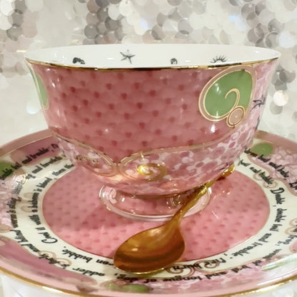 Galinda The Good Witch of the North. Witches Brew Tea Leaf Reading Teacup Set – Free Online Course (Copy)